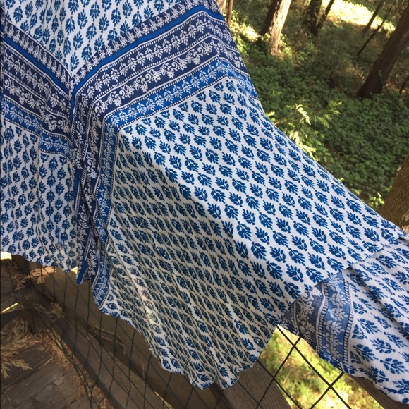 New Directions bohemian shark bite hem  slightly sheer skirt - Picture 6 of 12